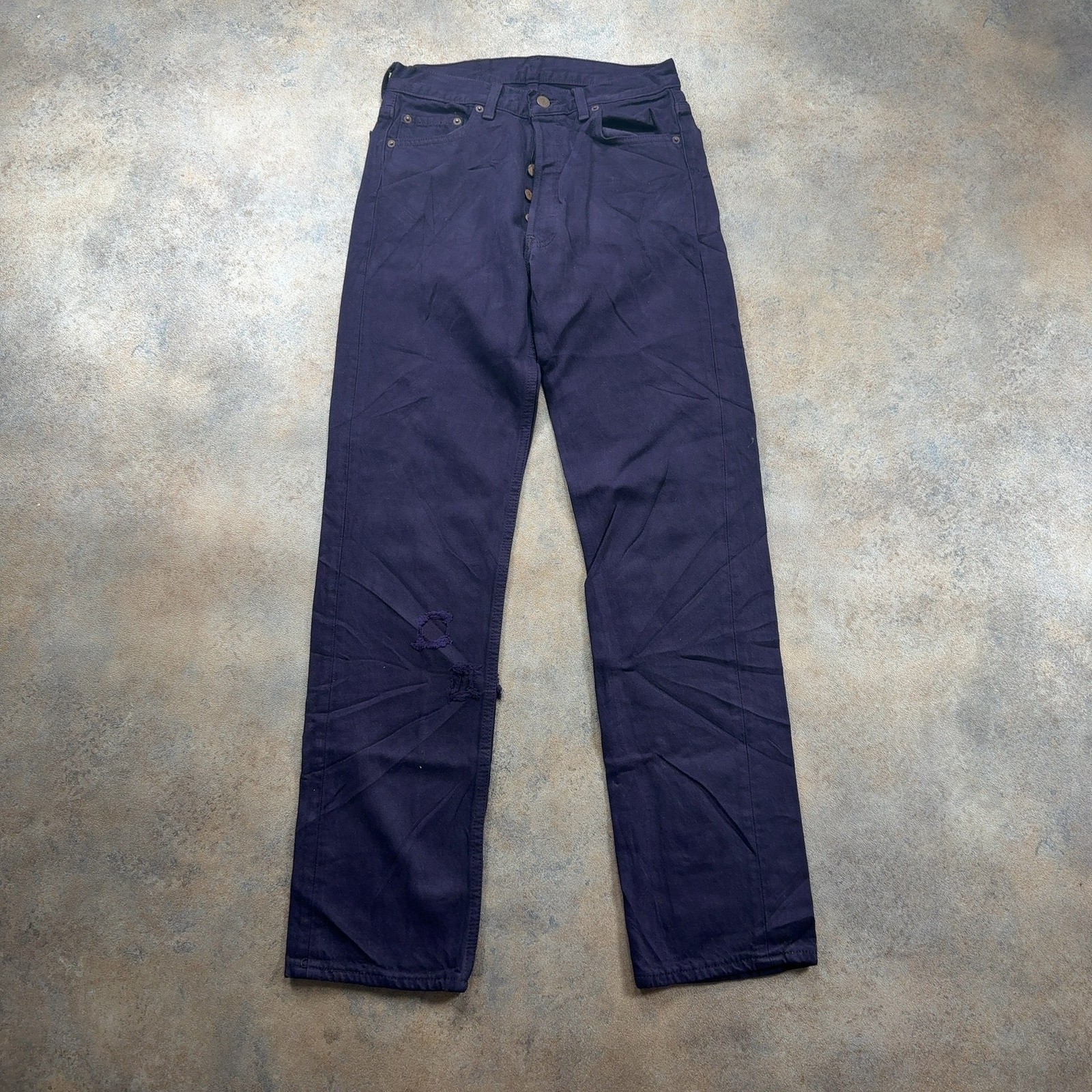 LEVI’S 501 Jeans Purple Mens (28 Inch Waist) (31 Inch Leg) Regular Fit