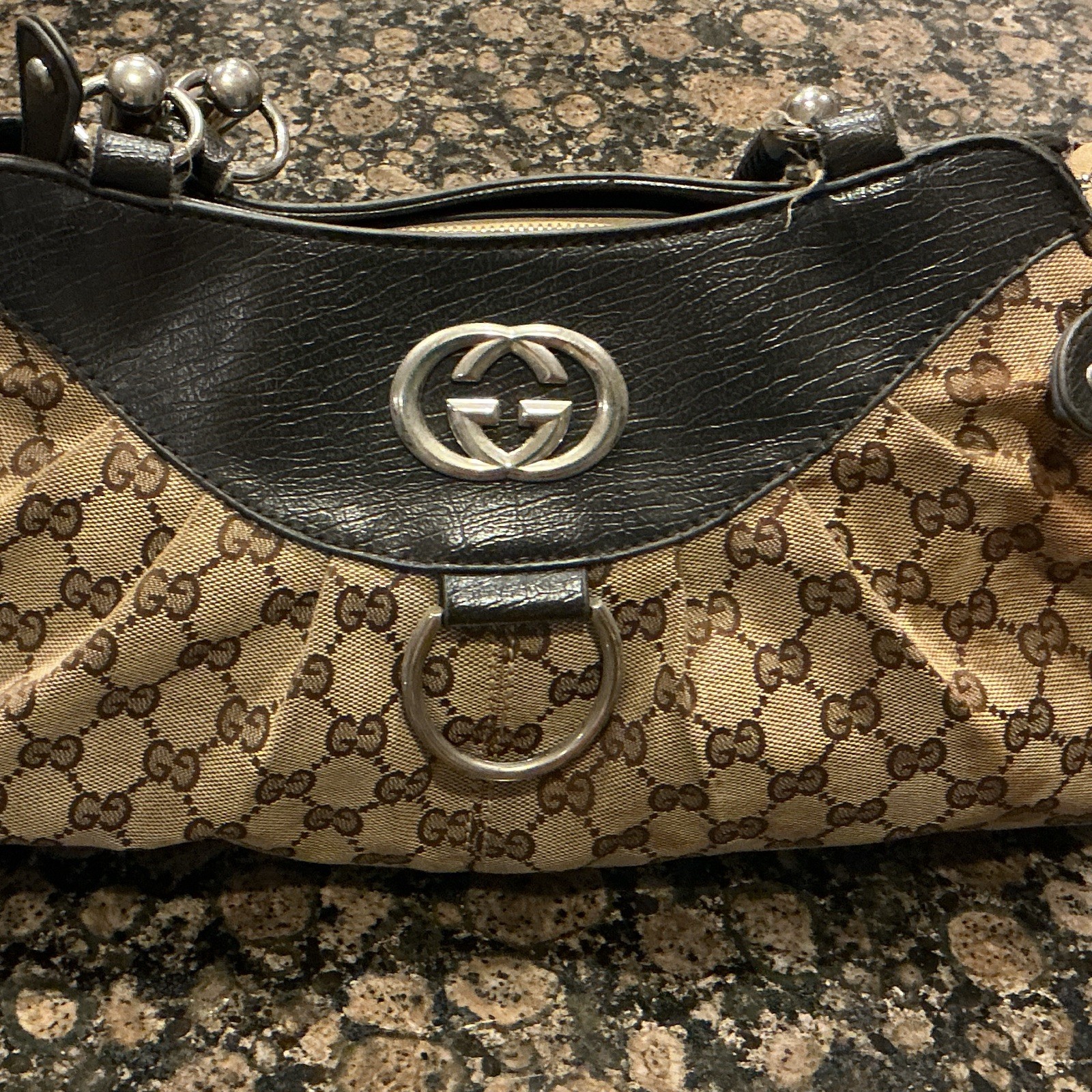 Gucci GG Monogram Beige/Black Shoulder Bag Zip Top Silver Hardware Inner Pockets