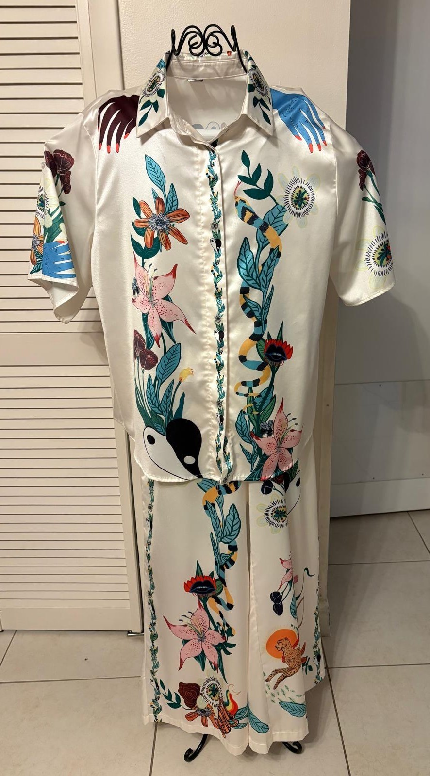 Cream Tropical and Exotic Animals Print 2-Piece Matching Set-Size L