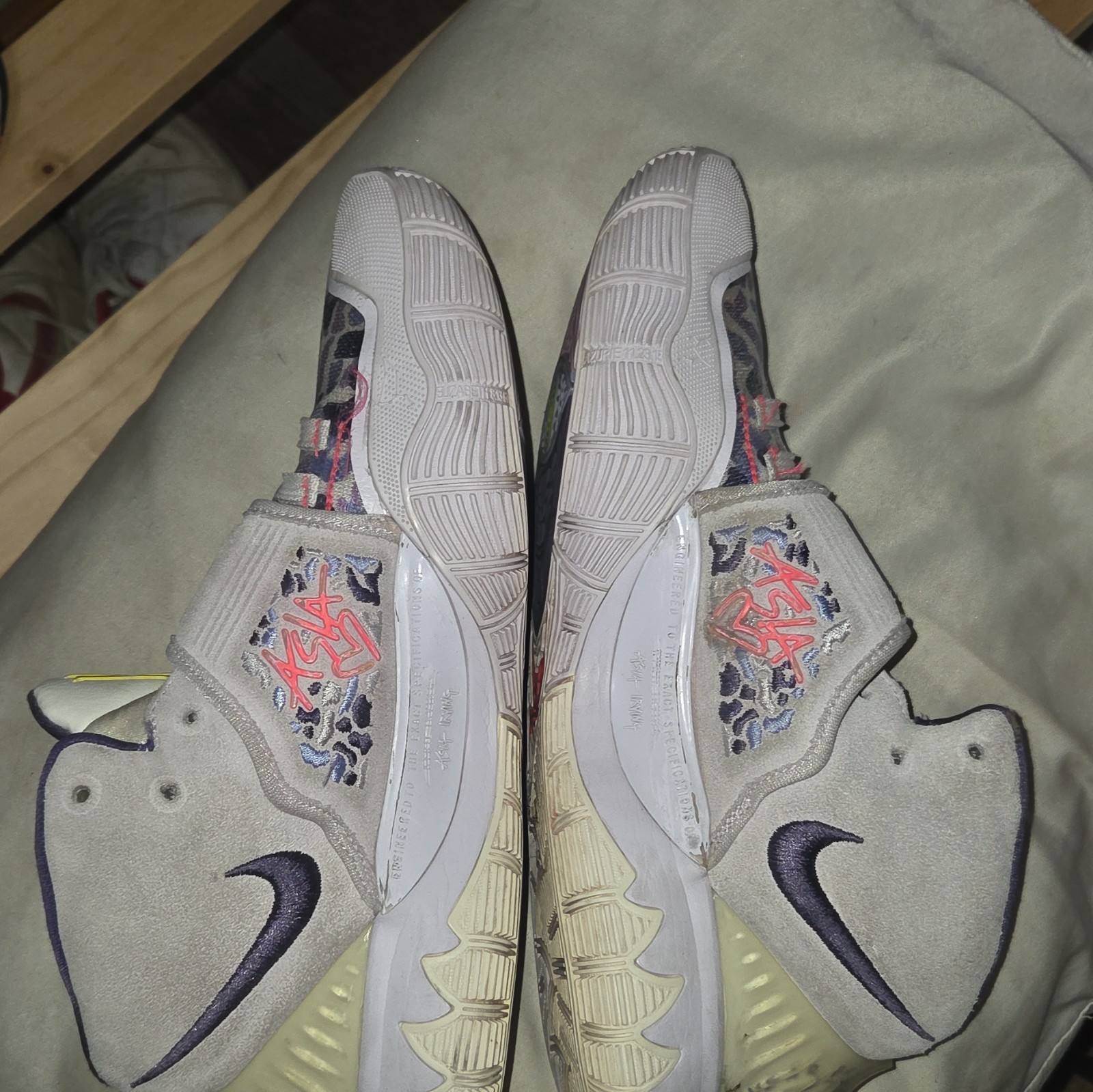Nike Kyrie 6 Asia Irving Barely Grape 2020 Size 16 CD5031-500 Purple Green OG