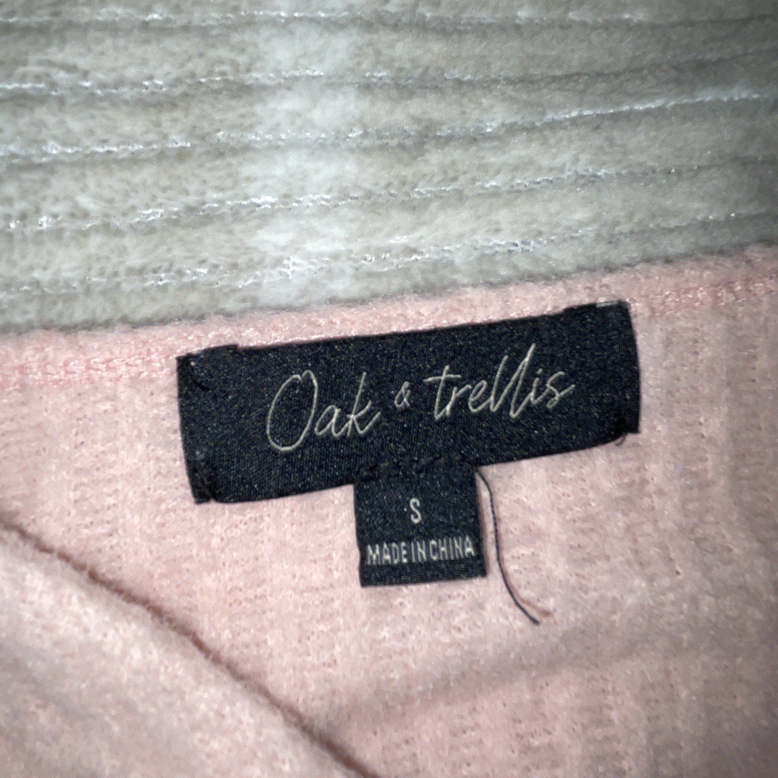 Pink Knit Shrug Sweater V-Neck Long Sleeve Bow Accent Solid Women’s S