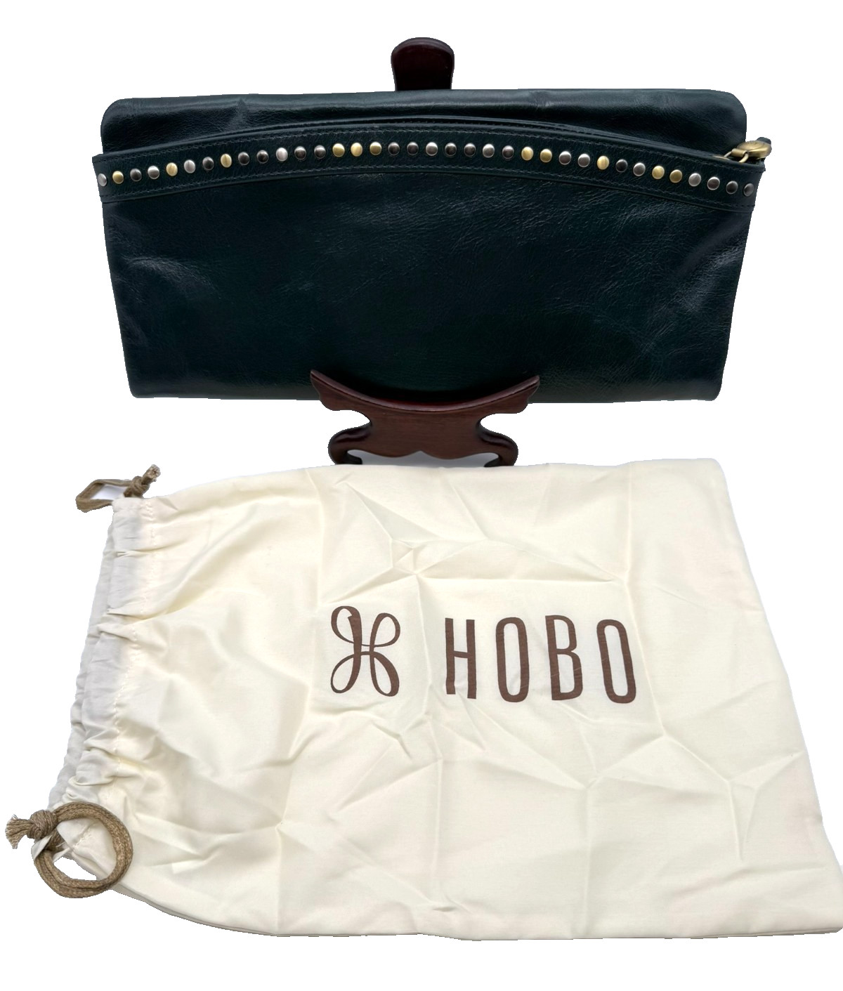 NWT Hobo Int’l Evergreen Leather Studded Clutch & Dust Bag VI-35736R