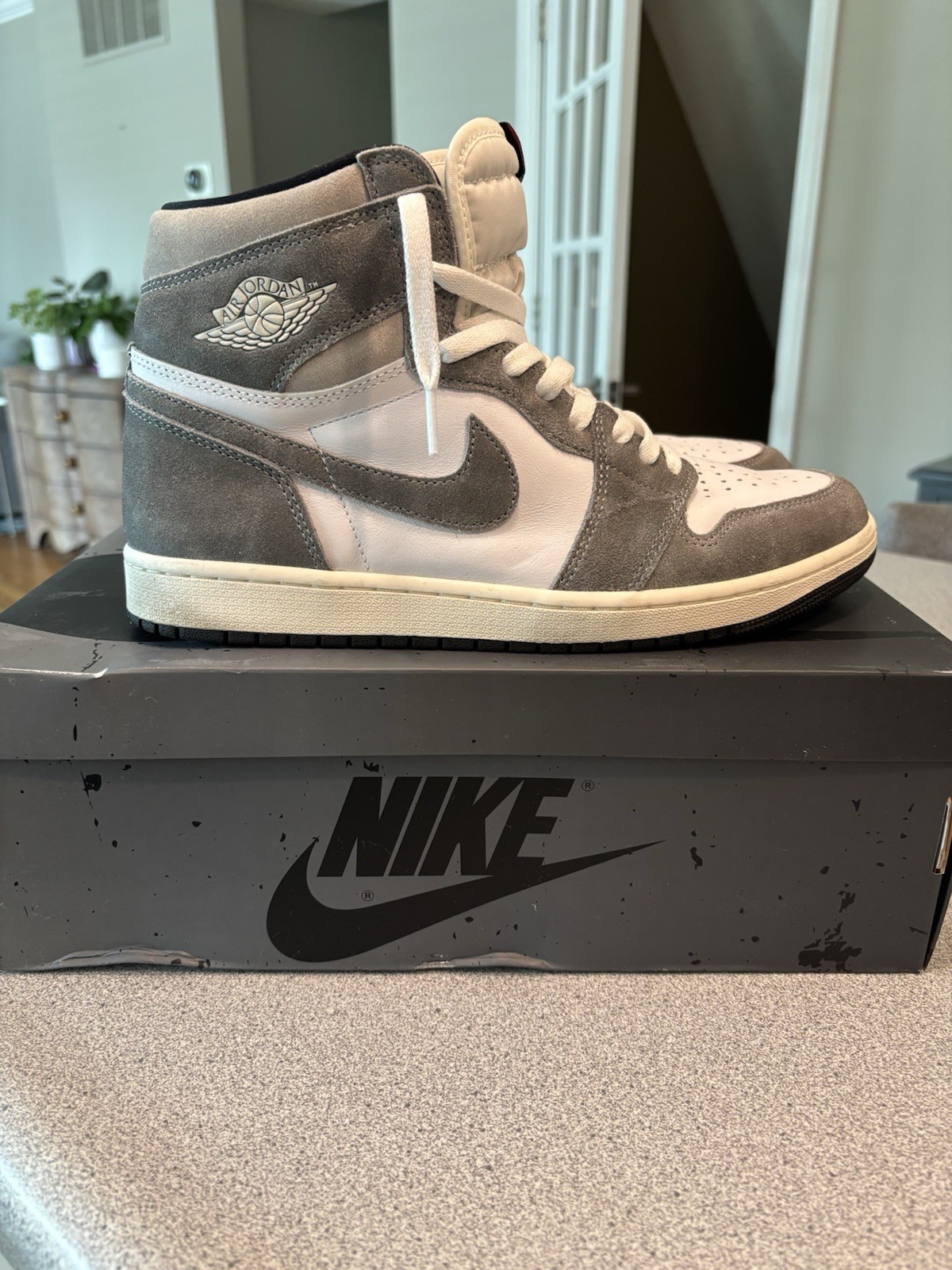 Jordan Air Jordan 1 Retro High OG Washed Black Suede Colorblock DZ5485-051 2023