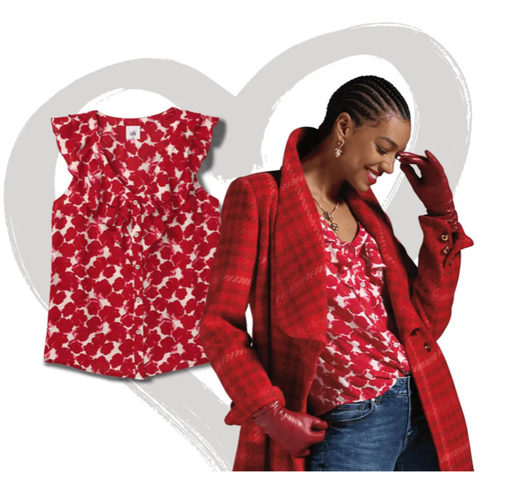 Cabi New NWT Rosy Top #4350 white with red rose pattern Size XXS – XXL Was $89