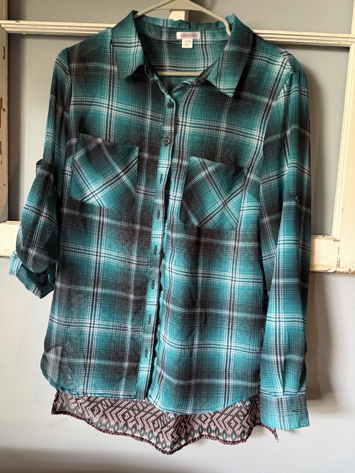 Xhilaration Women’s Petite XS/TP Teal Plaid Collared Pockets Button-Up