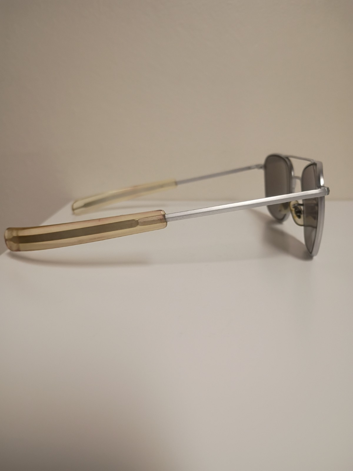 VINTAGE 70s AMERICAN OPTICAL AO 5 1/2 AVIATOR SUNGLASSES 52-20 SILVER USA MADE