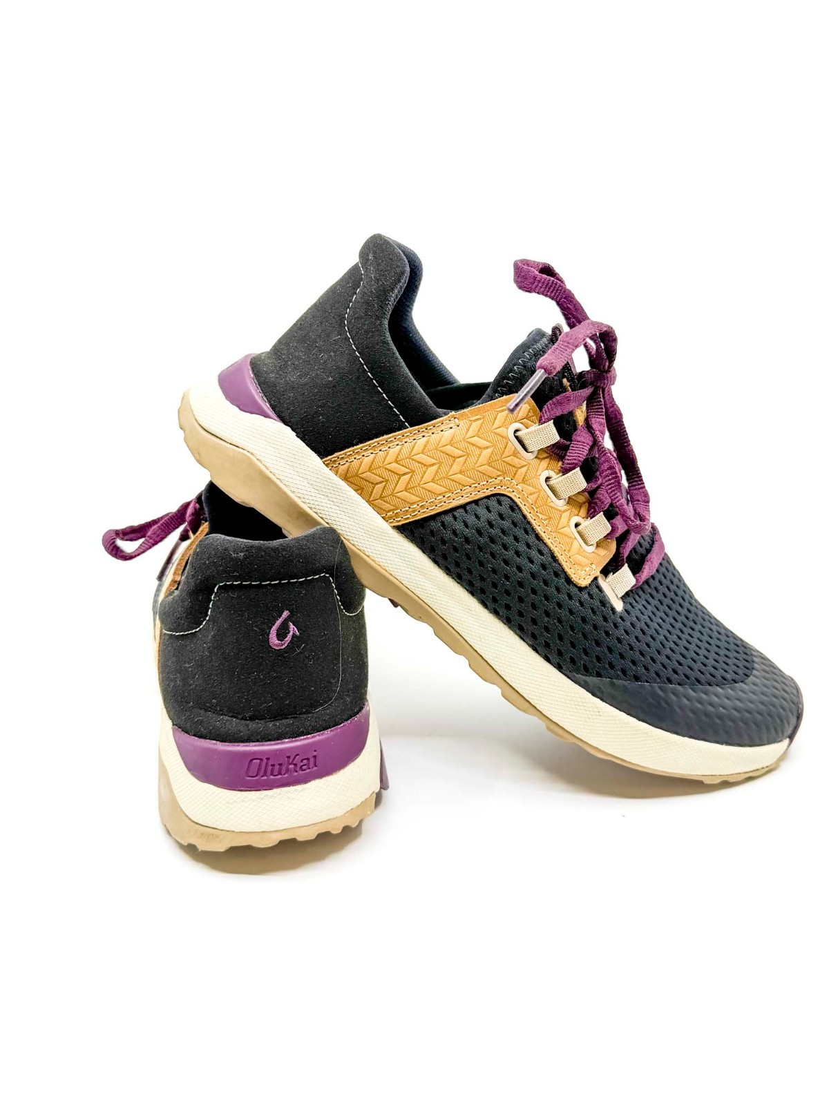Olukai womens 8 Wailuku sneakers , Textile Upper Outsole Rubber, Used- Excellent
