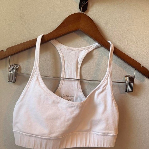 Pact white 95% organic cotton & 5% elastane sports bra in a S