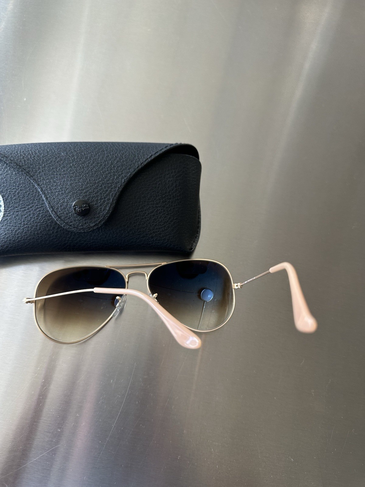 Ray-Ban Aviator Sunglasses Matte Gold
