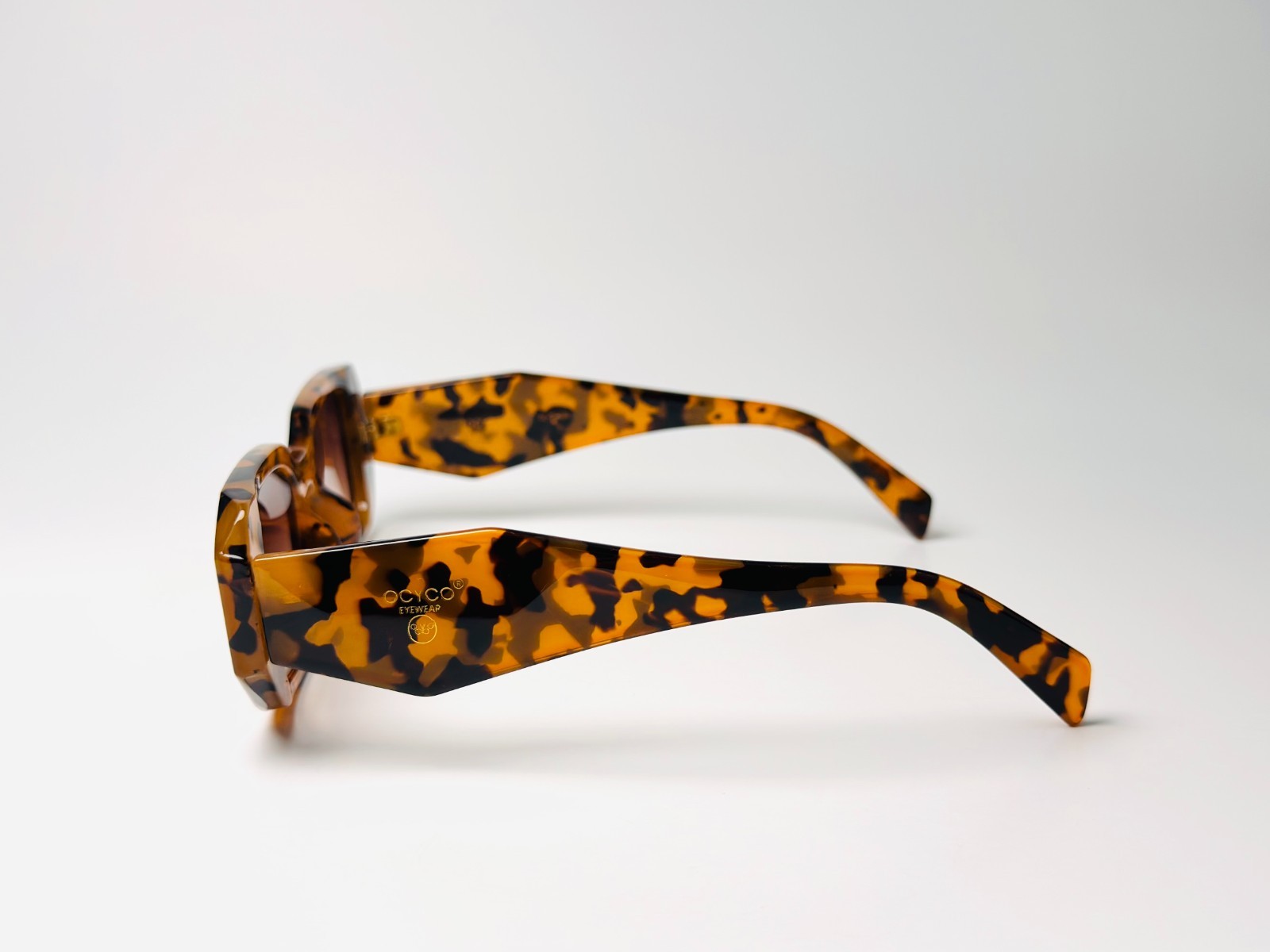 Vintage Tortoise Sunglasses Brown Lens Retro Rectangle Shades Y2K Eyewear Chunky