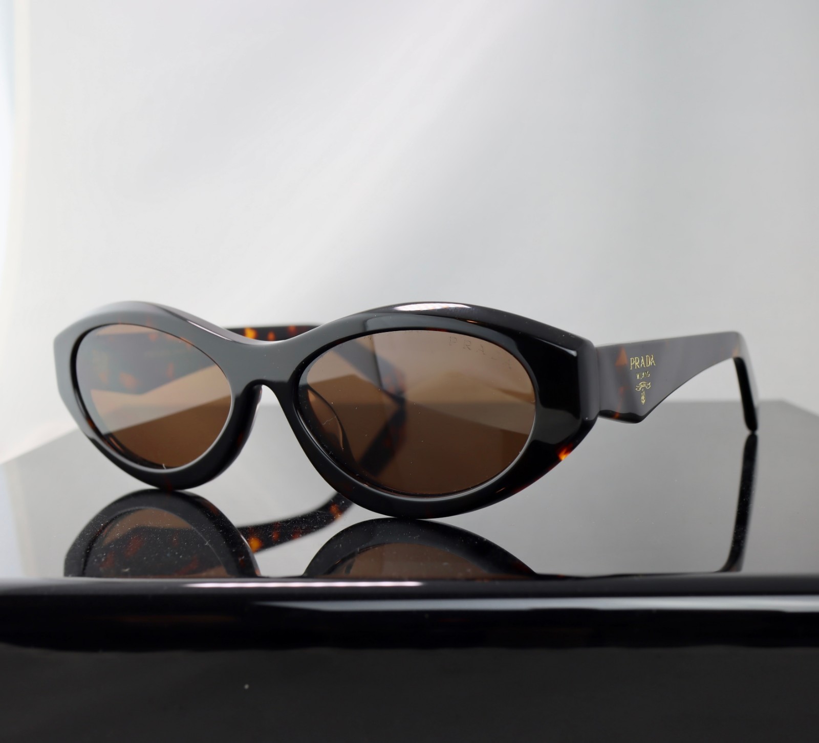Prada PR26ZS Tortoise / Brown Lens Round Sunglasses 100% UV