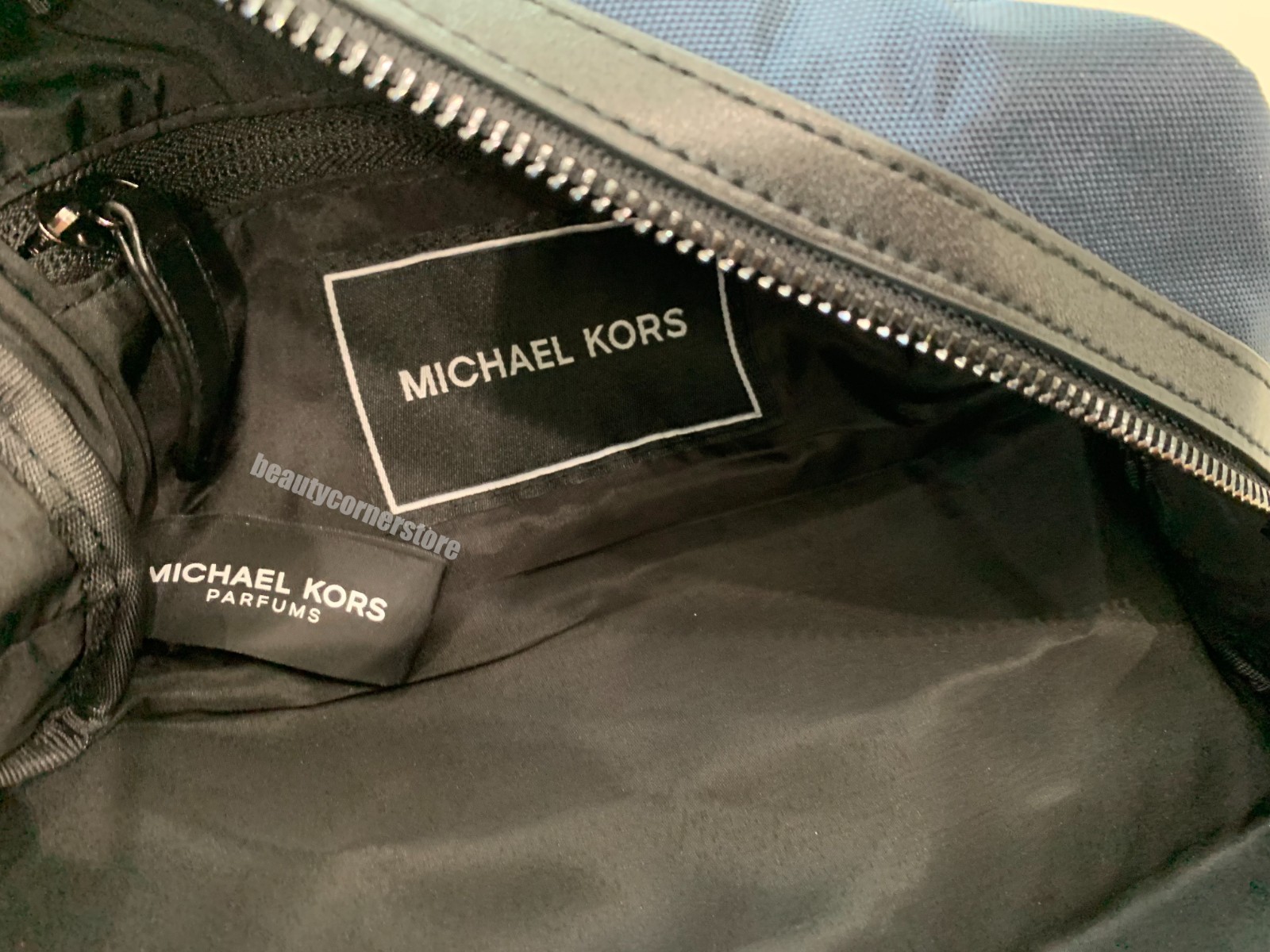 Michael Kors Parfums Pouch Dark Blue Toiletry Bag Travel Shaving Dopp + Dust Bag