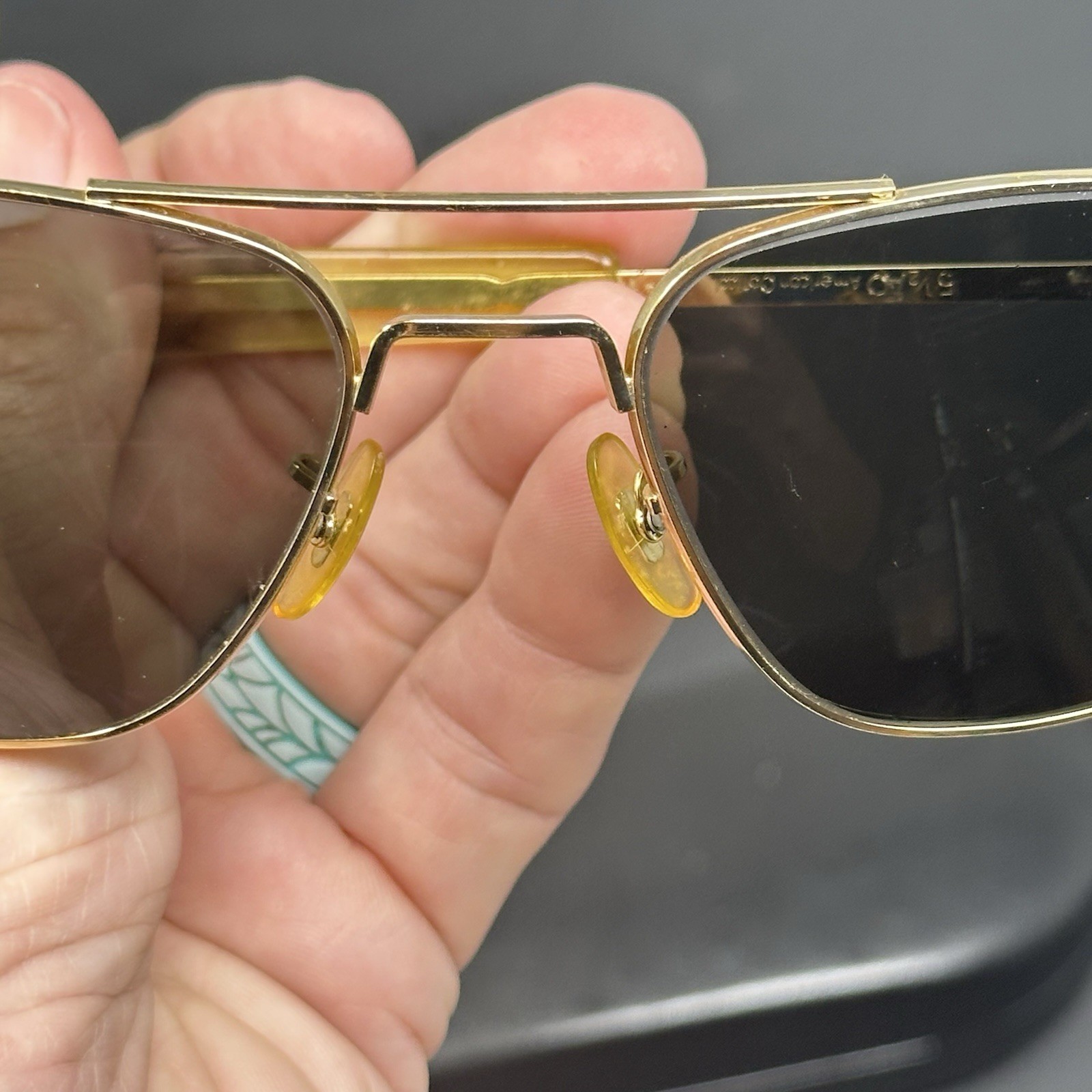 VINTAGE American Optical 5 1/2 AO Pilot Sunglasses Goldtone Frame Military Case!
