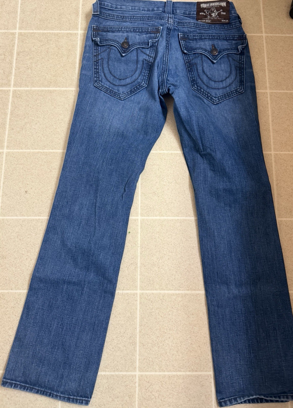 True Religion World Tour Men’s Blue Medium Wash Straight Low Rise Jeans
