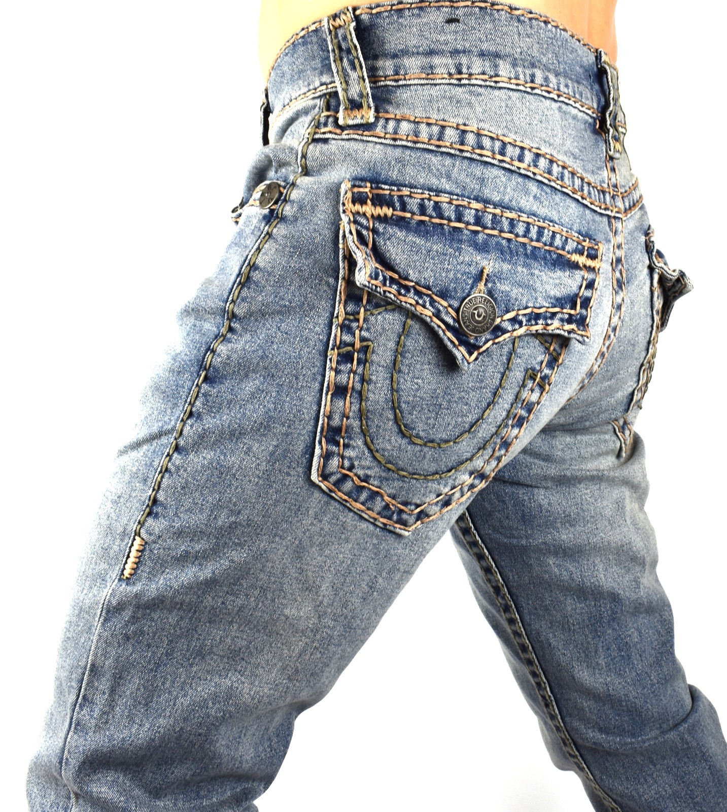 True Religion Men’s Ricky Relaxed Straight Super T Jeans 32″ Inseam – 109561