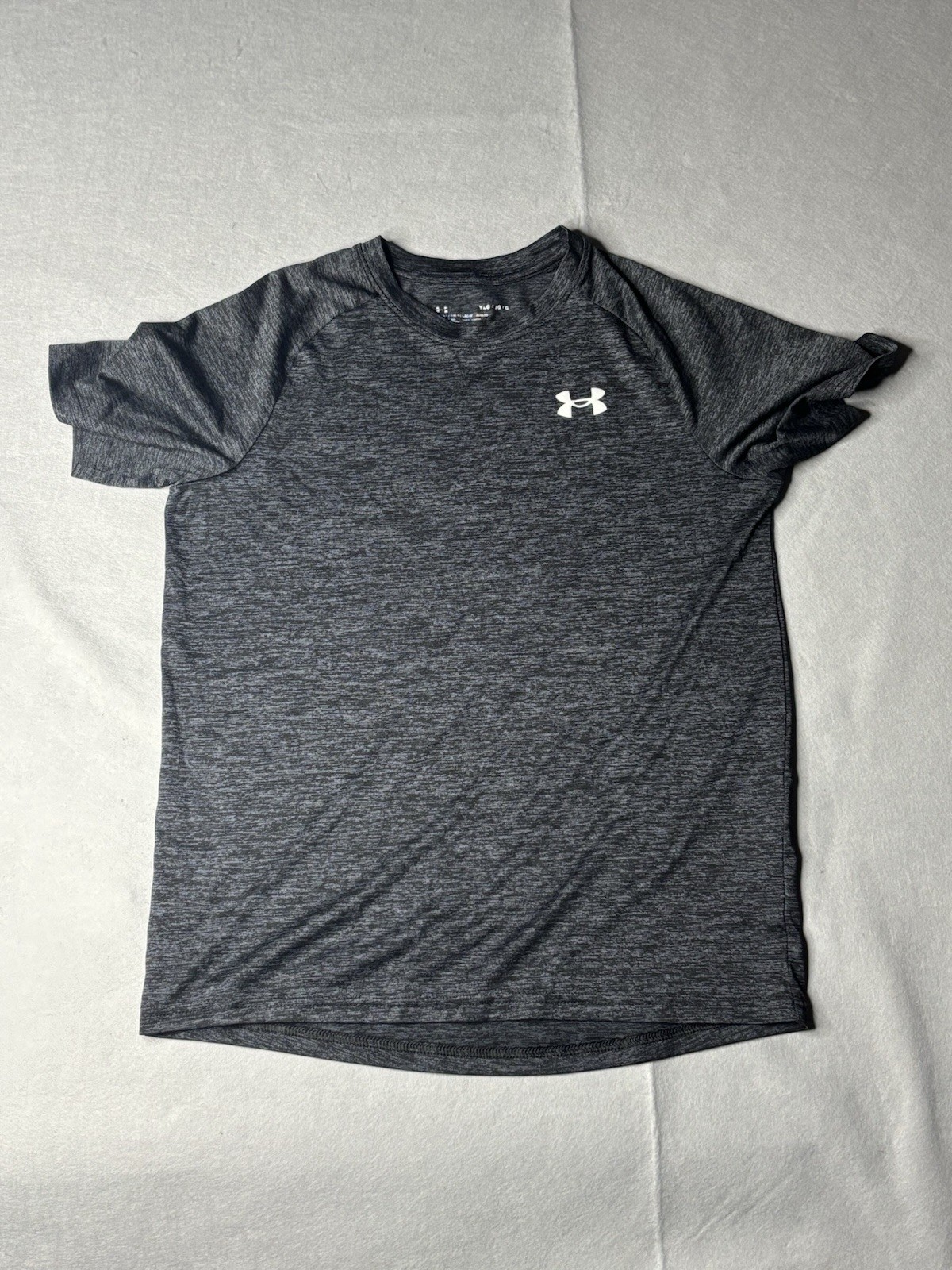 Under Armour HeatGear Performance Tee Dark Gray Kids Size L