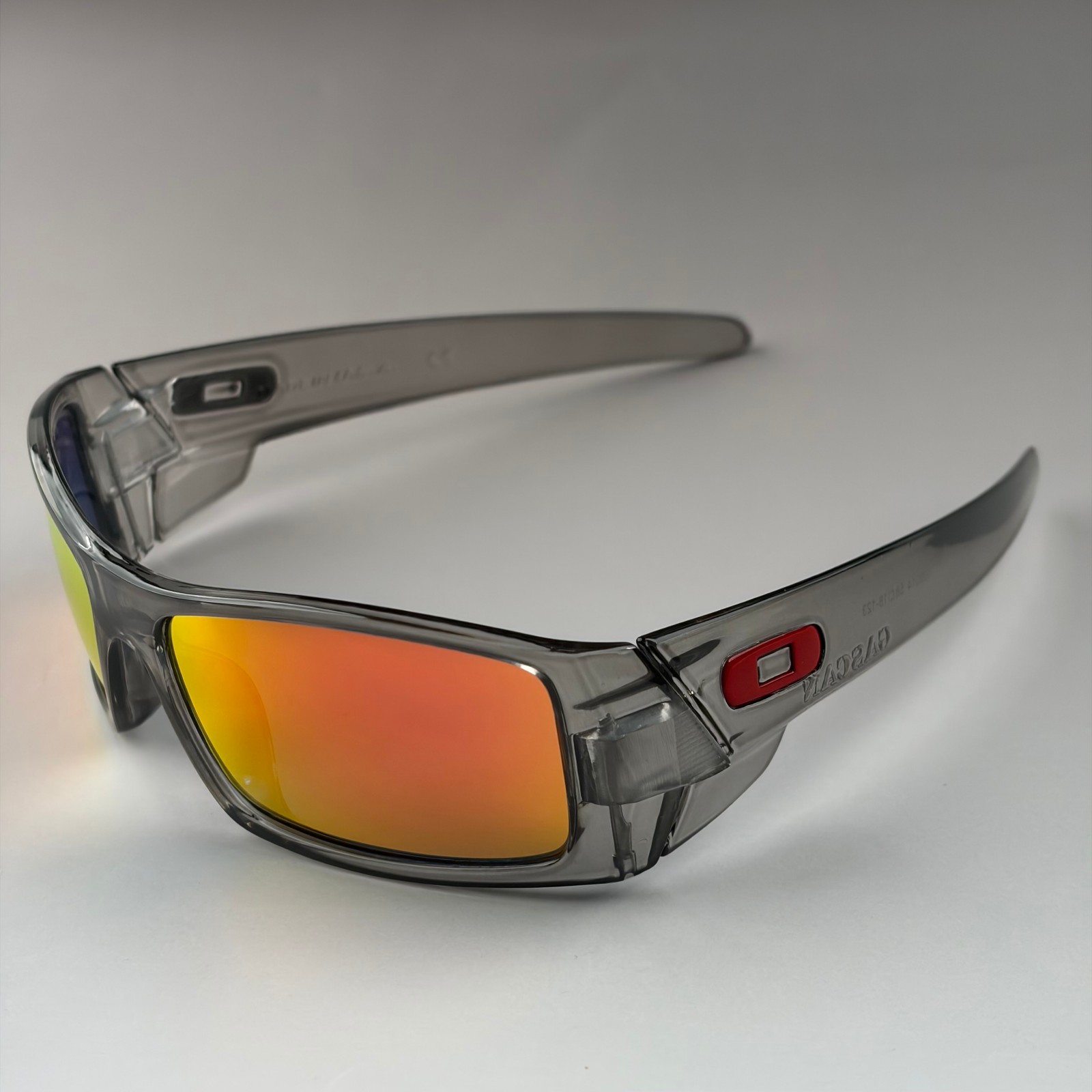 Oakley Gascan CRYSTAL BLACK/Red Ruby Iridium Polarized Sunglasses +Box