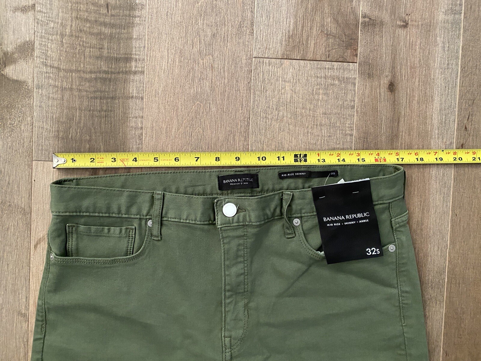 NEW Banana Republic Evergreen Mid-Rise Skinny Raw Ankle Jean 32 Short Stretch